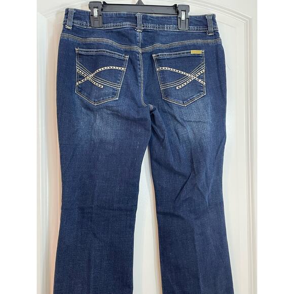 Chico's Jeans Size 29 Low Rise So Slimming Bootcut Embroidered Rhinestone Hippie - Picture 4 of 7